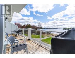 Bhv A202 - 1869 Muskoka Rd 118 Highway W, Muskoka Lakes), ON P1L1W8 Photo 7