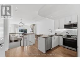 Bhv A202 - 1869 Muskoka Rd 118 Highway W, Muskoka Lakes), ON P1L1W8 Photo 9