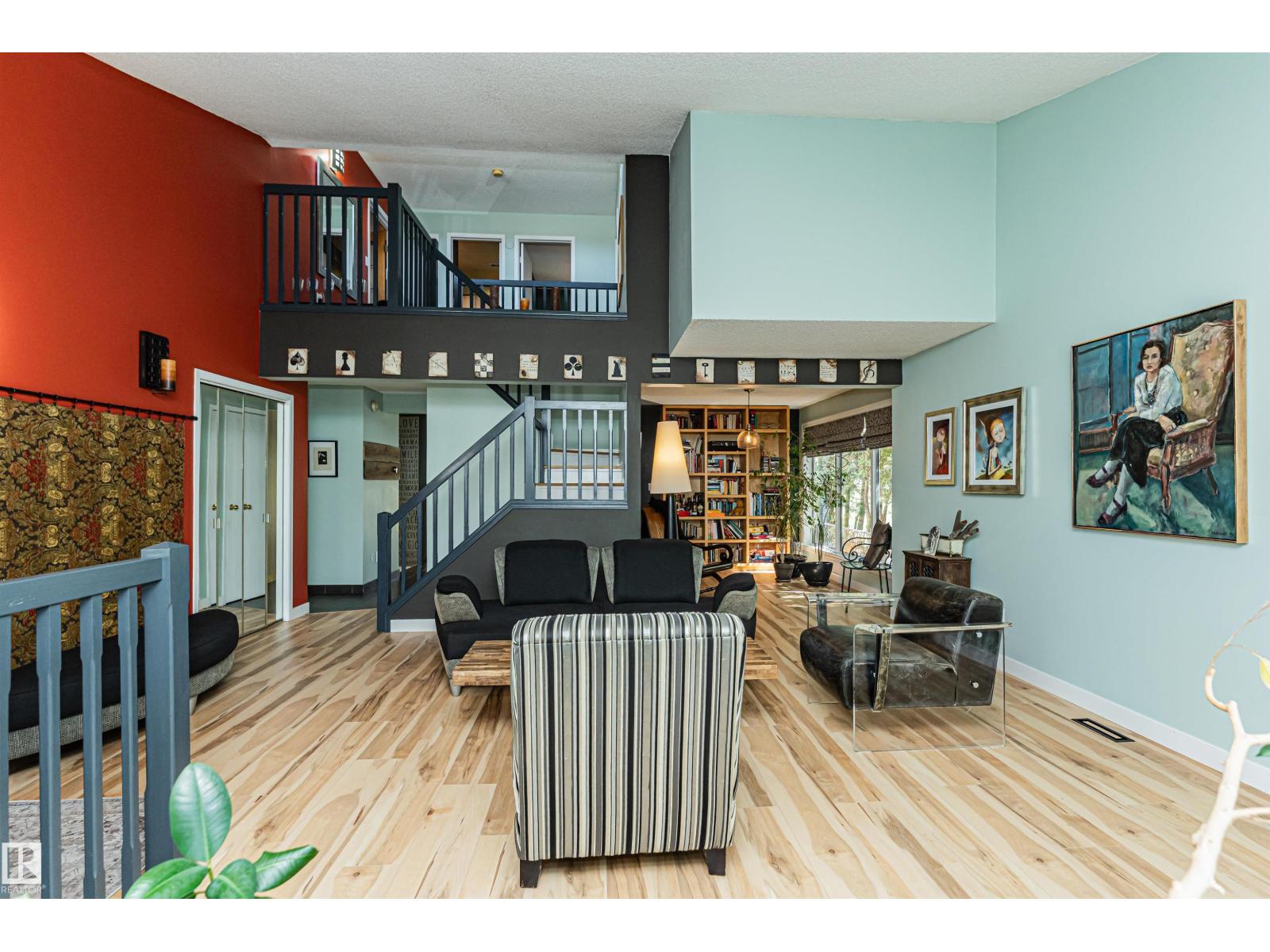 1235 104 ST NW, Edmonton