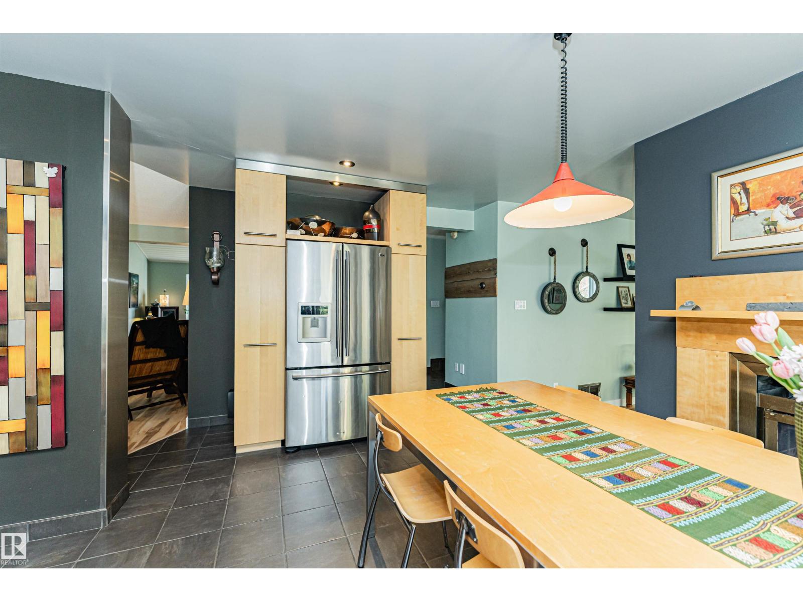 1235 104 ST NW, Edmonton