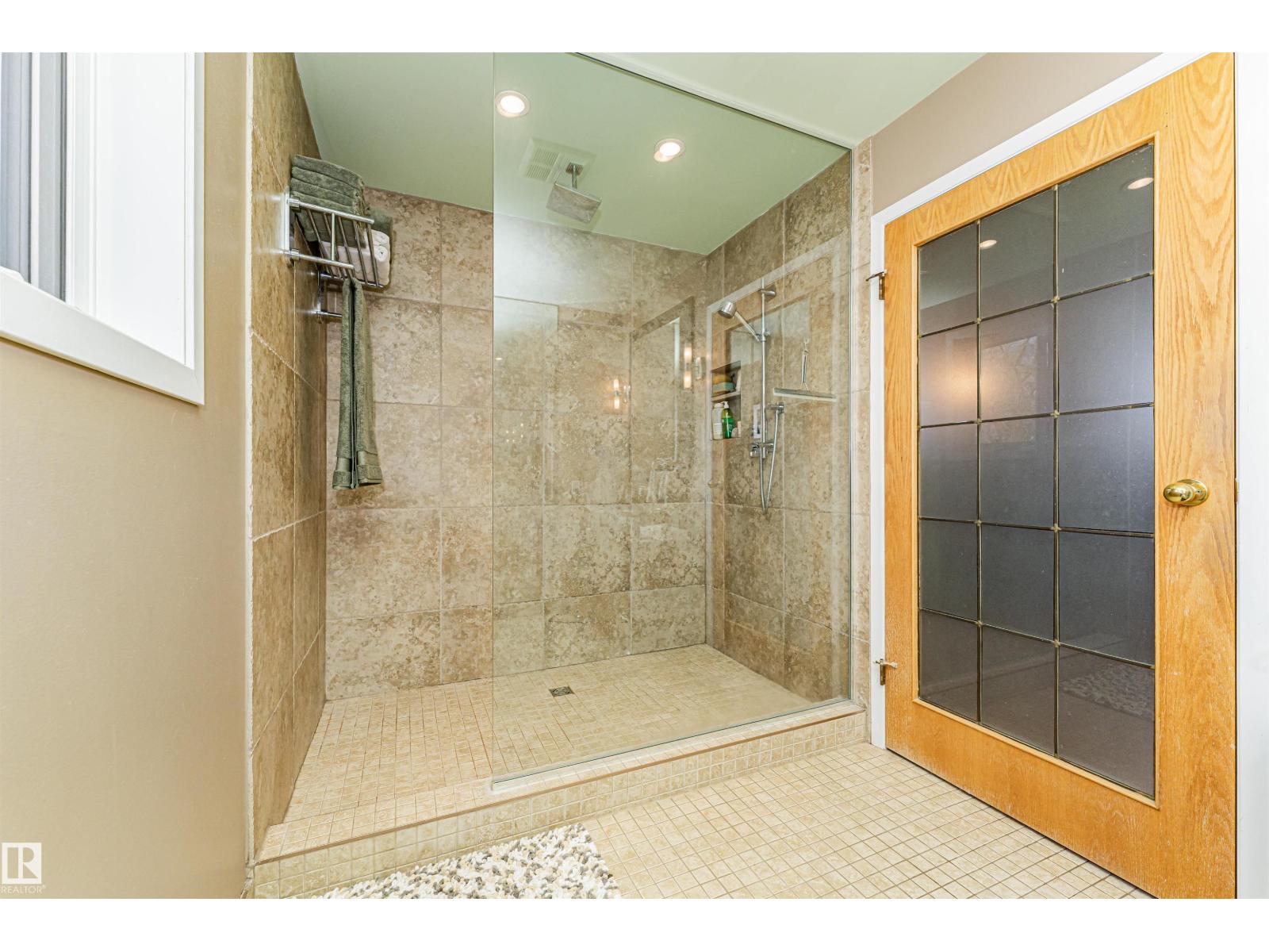 1235 104 ST NW, Edmonton