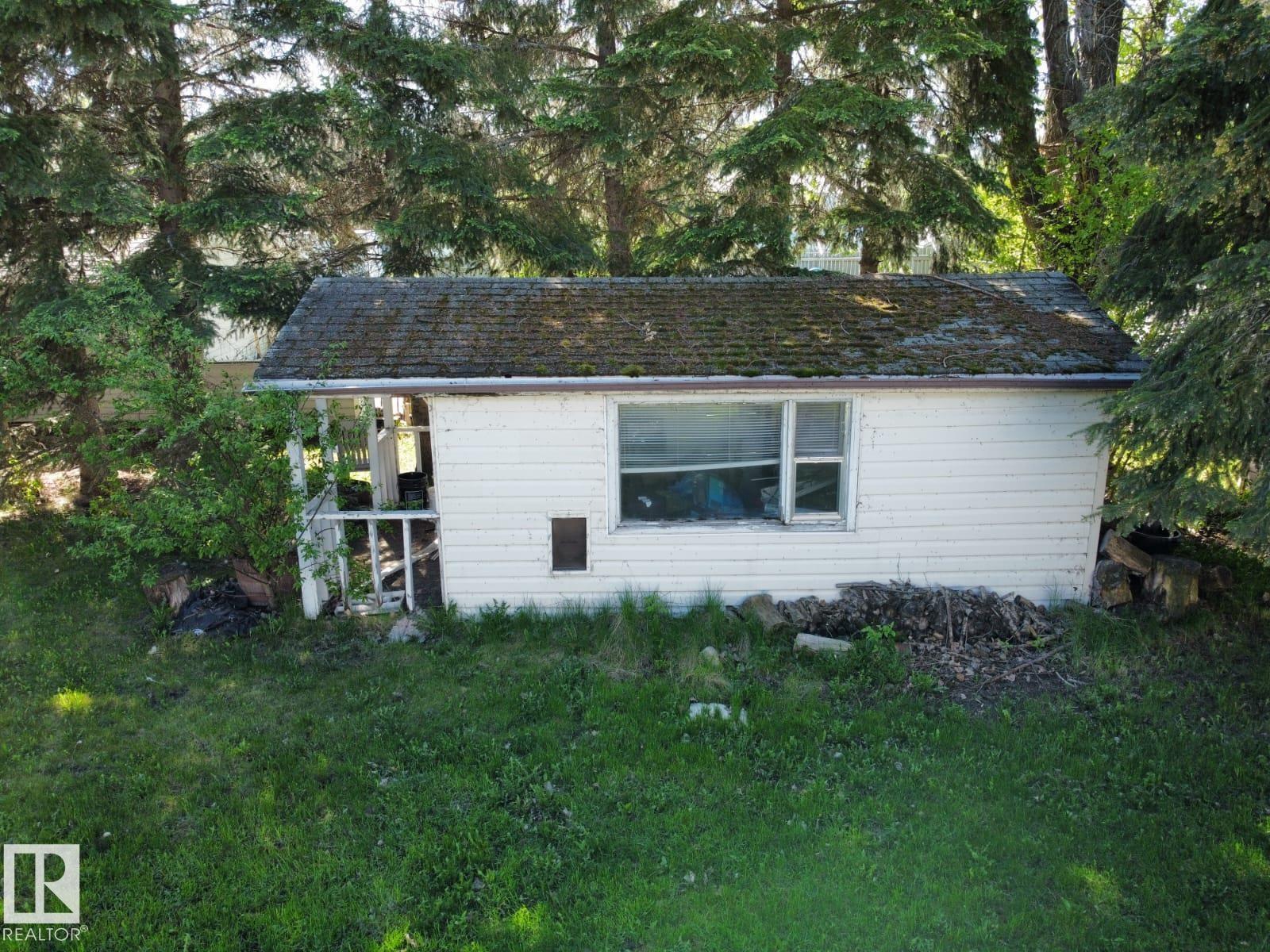 26 Lakeshore DR - 16
