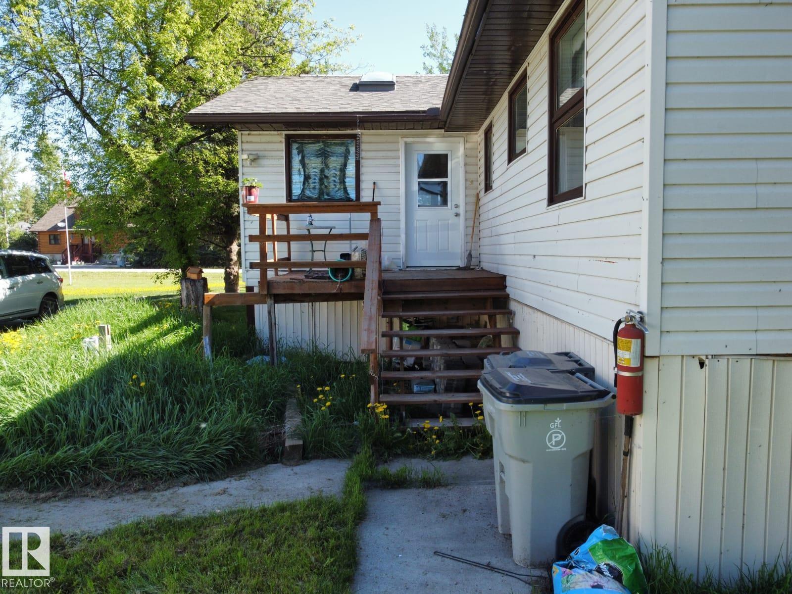 26 Lakeshore DR - 22