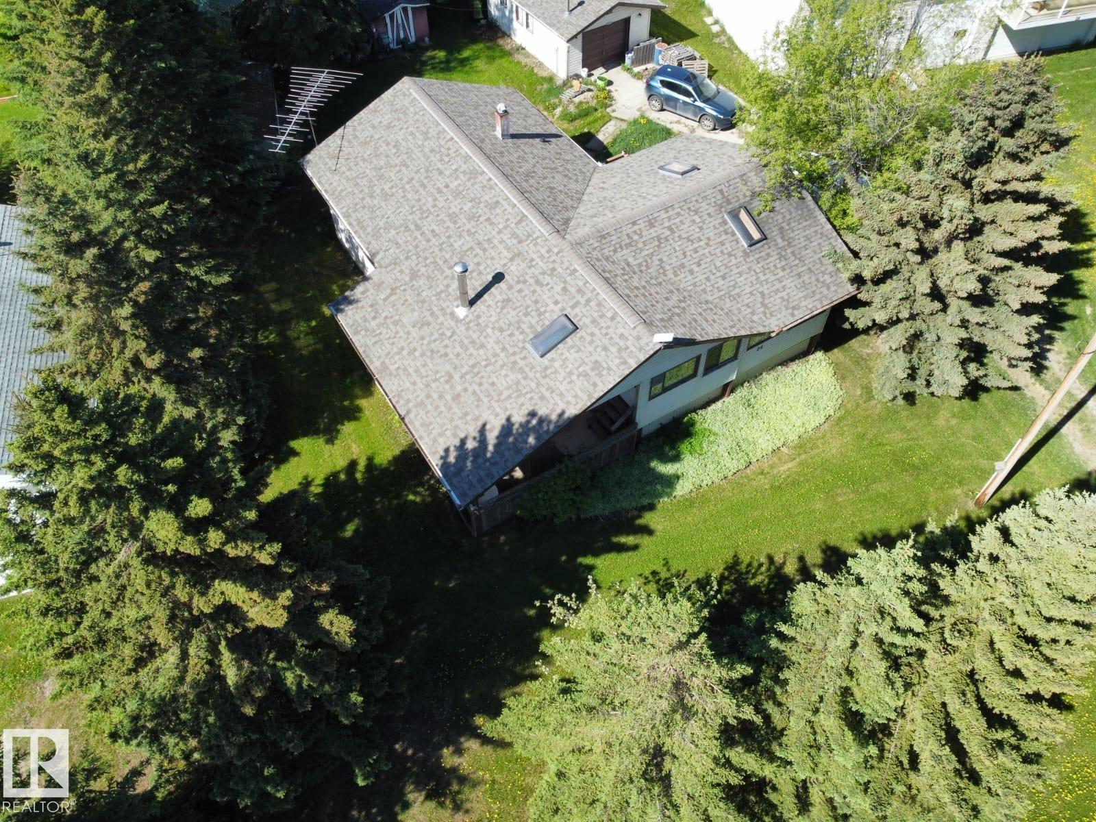 26 Lakeshore DR - 24