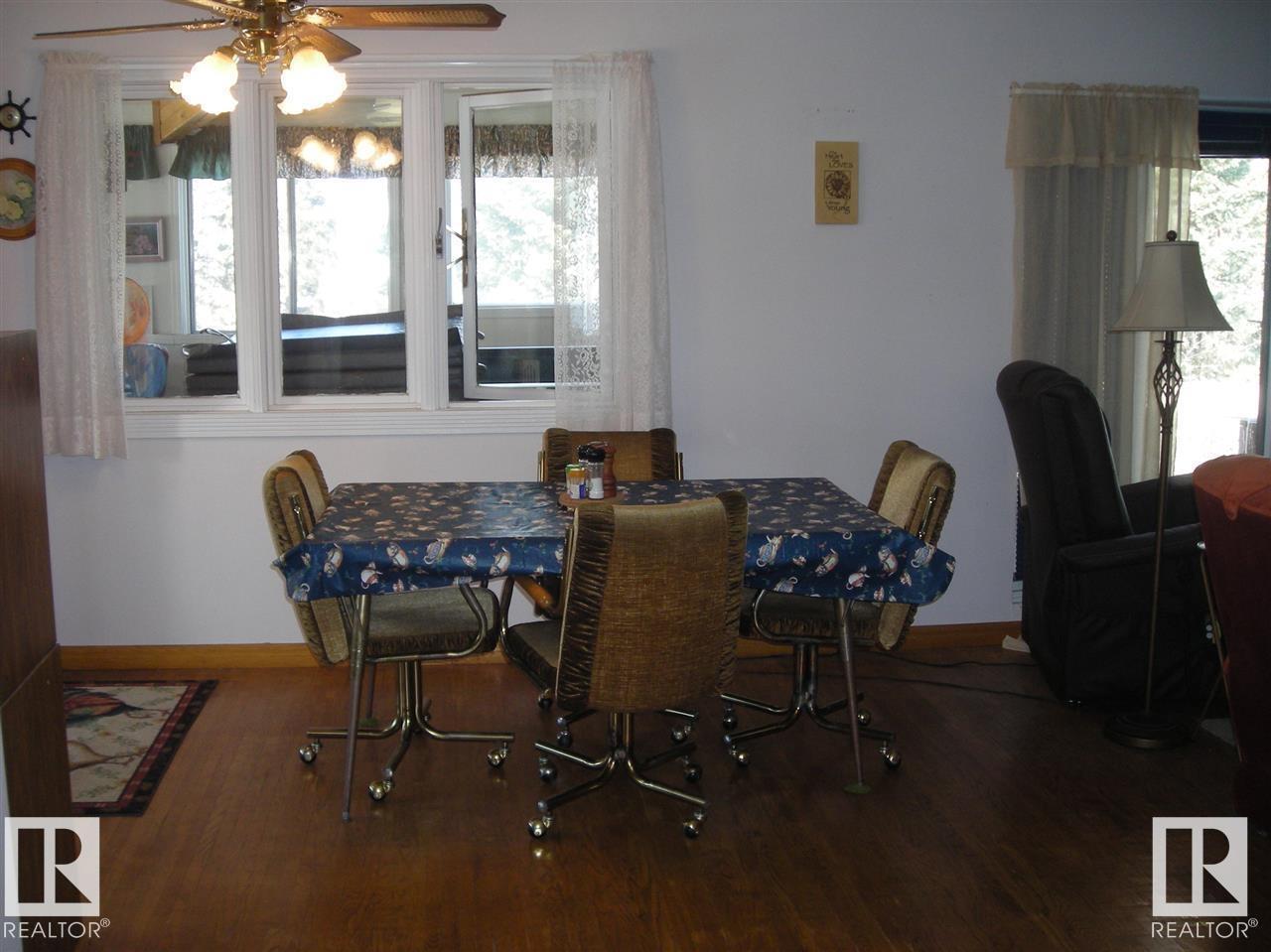 26 Lakeshore DR - 9