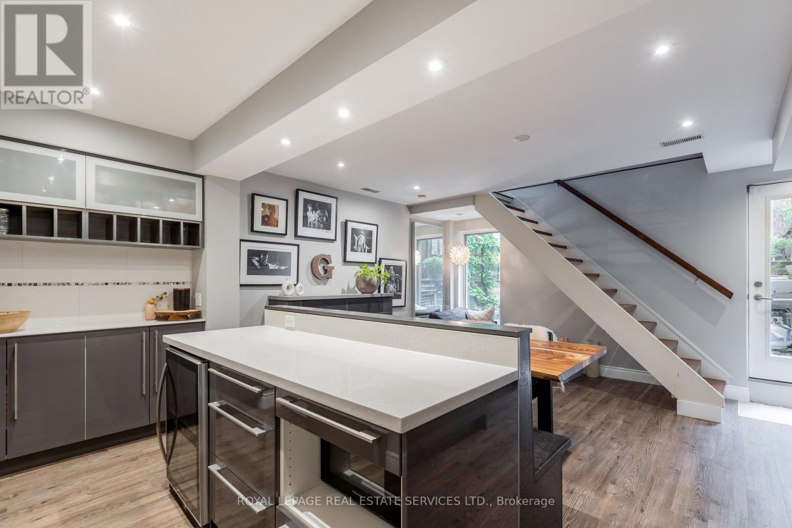 73 BERKELEY STREET - 13