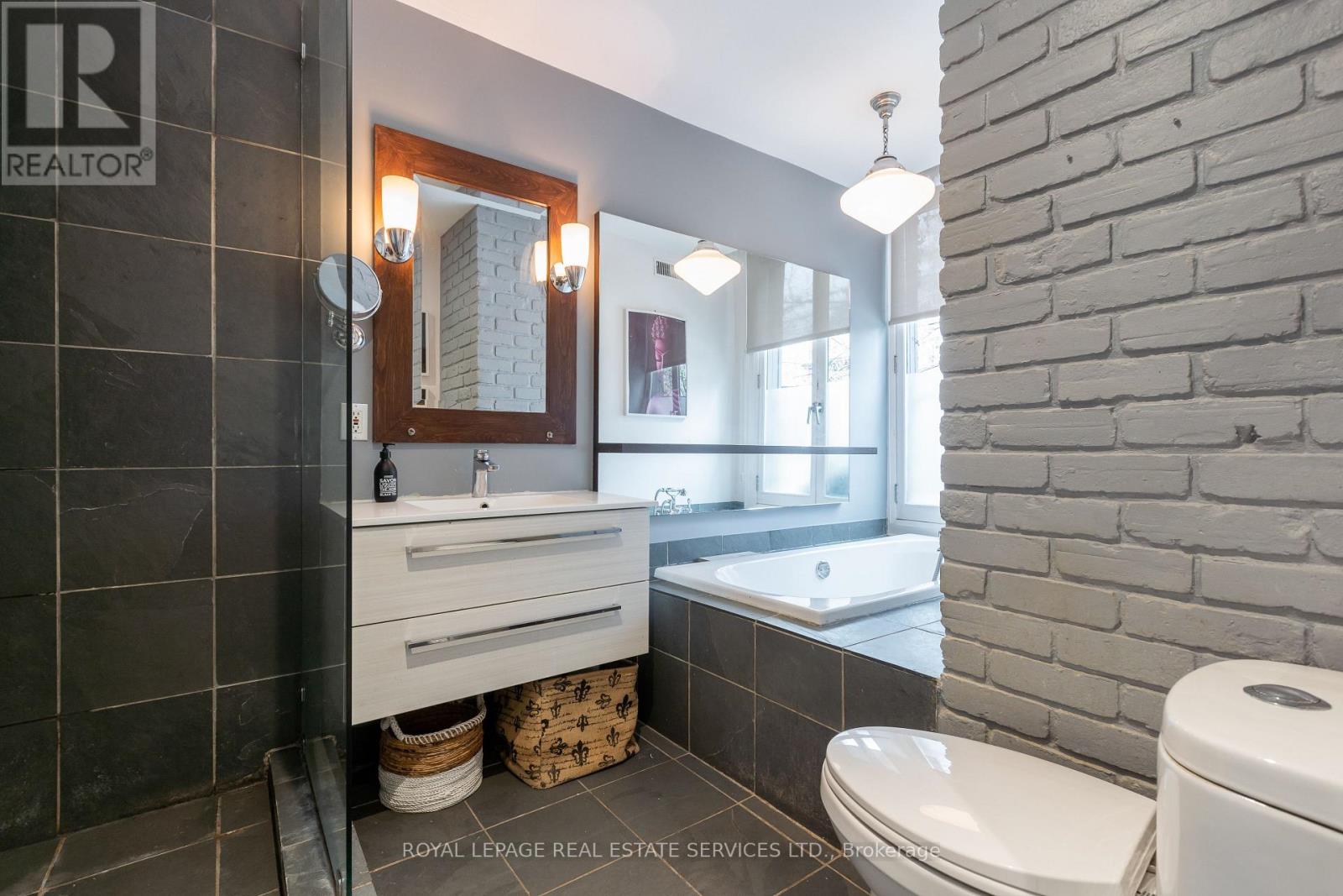 73 BERKELEY STREET - 23