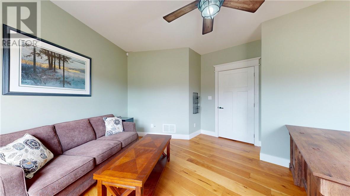 3868 Martin, Val Caron, Ontario, P3N1R3 — Photo 36