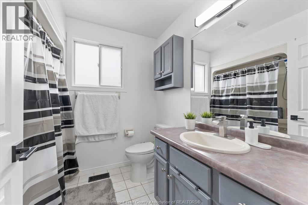 1736 VICKY CIRCLE, Windsor, Ontario, N8W5P6 — Photo 11