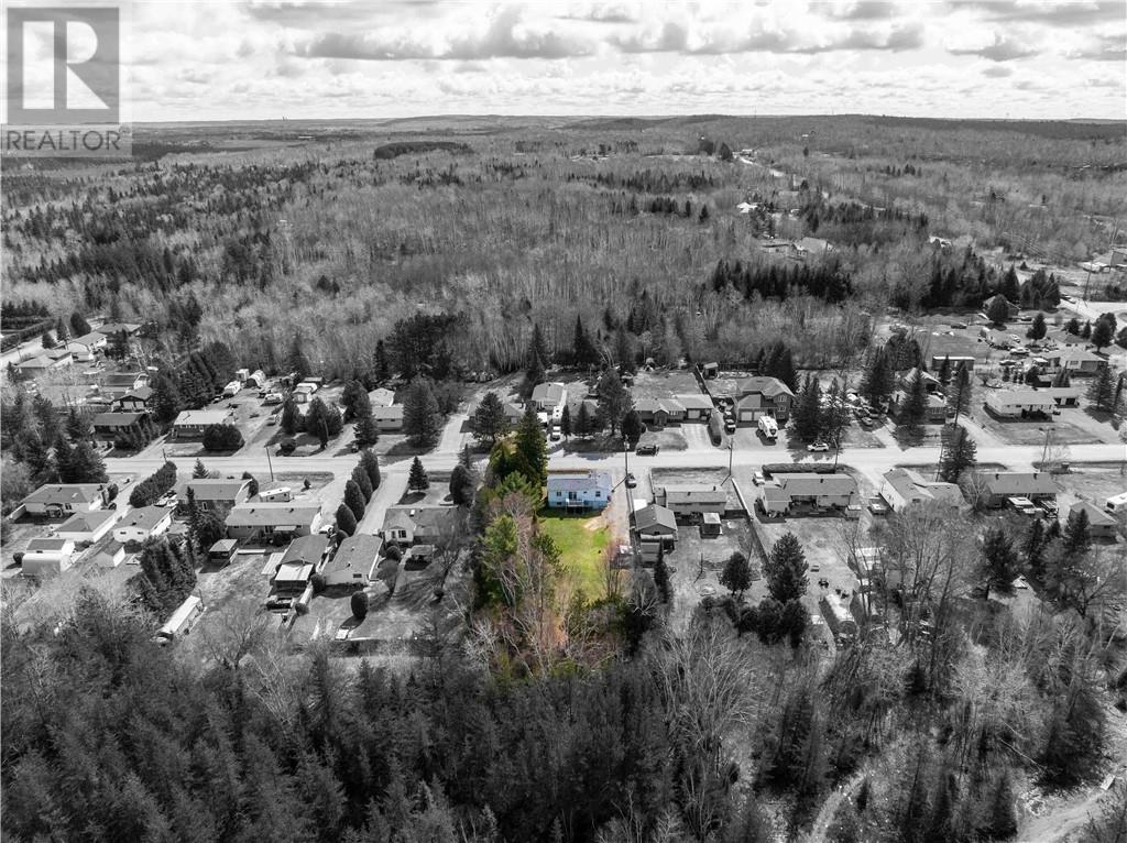 3065 Elm - 36