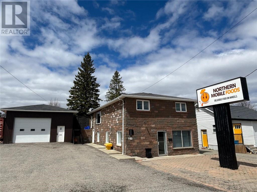 751 FALCONBRIDGE Road, Sudbury, Ontario, P3A5K8 — Photo 4