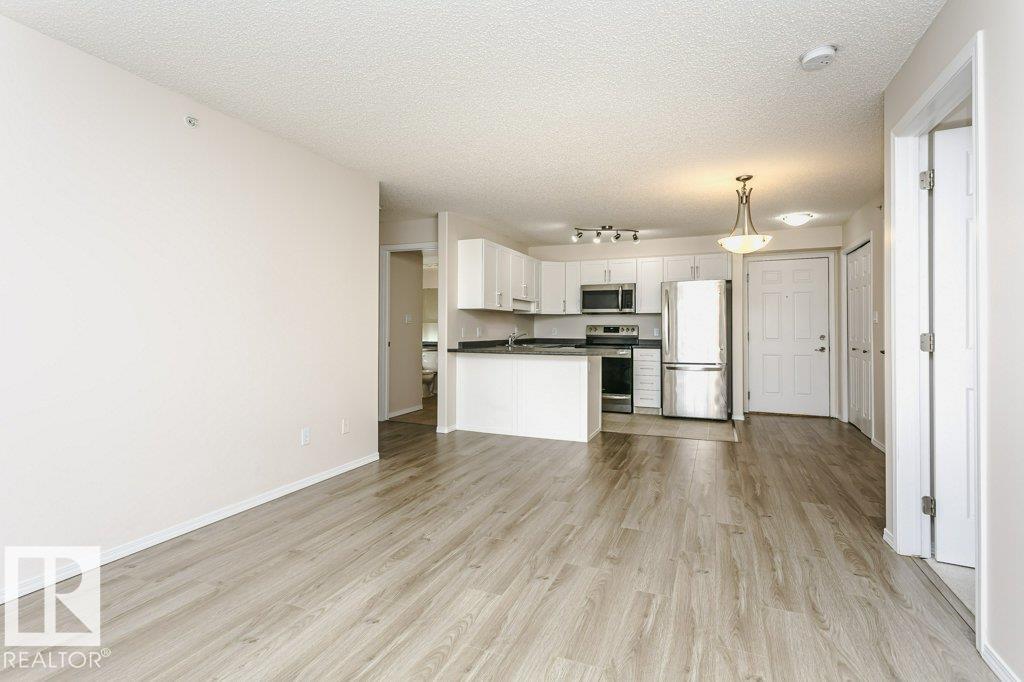 #423 13625 34 ST NW - 18