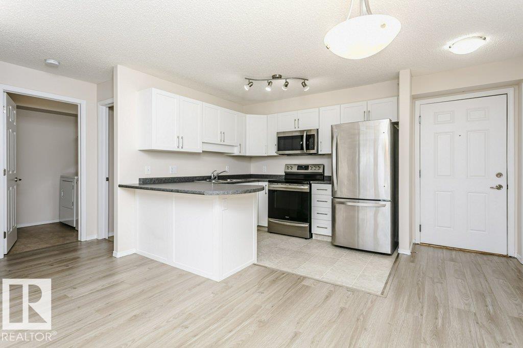 #423 13625 34 ST NW - 5