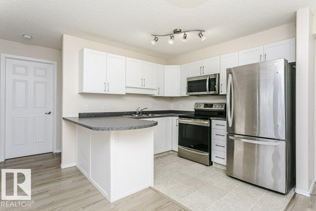#423 13625 34 ST NW - 7