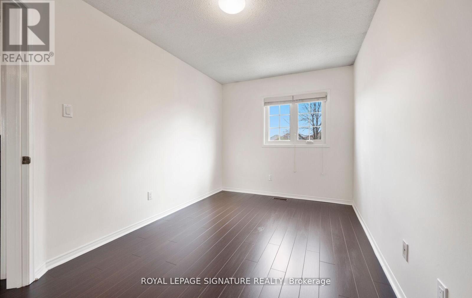 7 KITTO COURT - 25