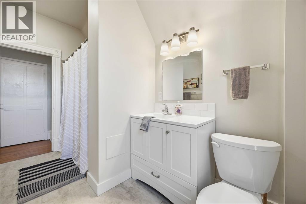 263 VIDAL STREET North Unit# 3, Sarnia, Ontario, N7T5Y5 — Photo 8