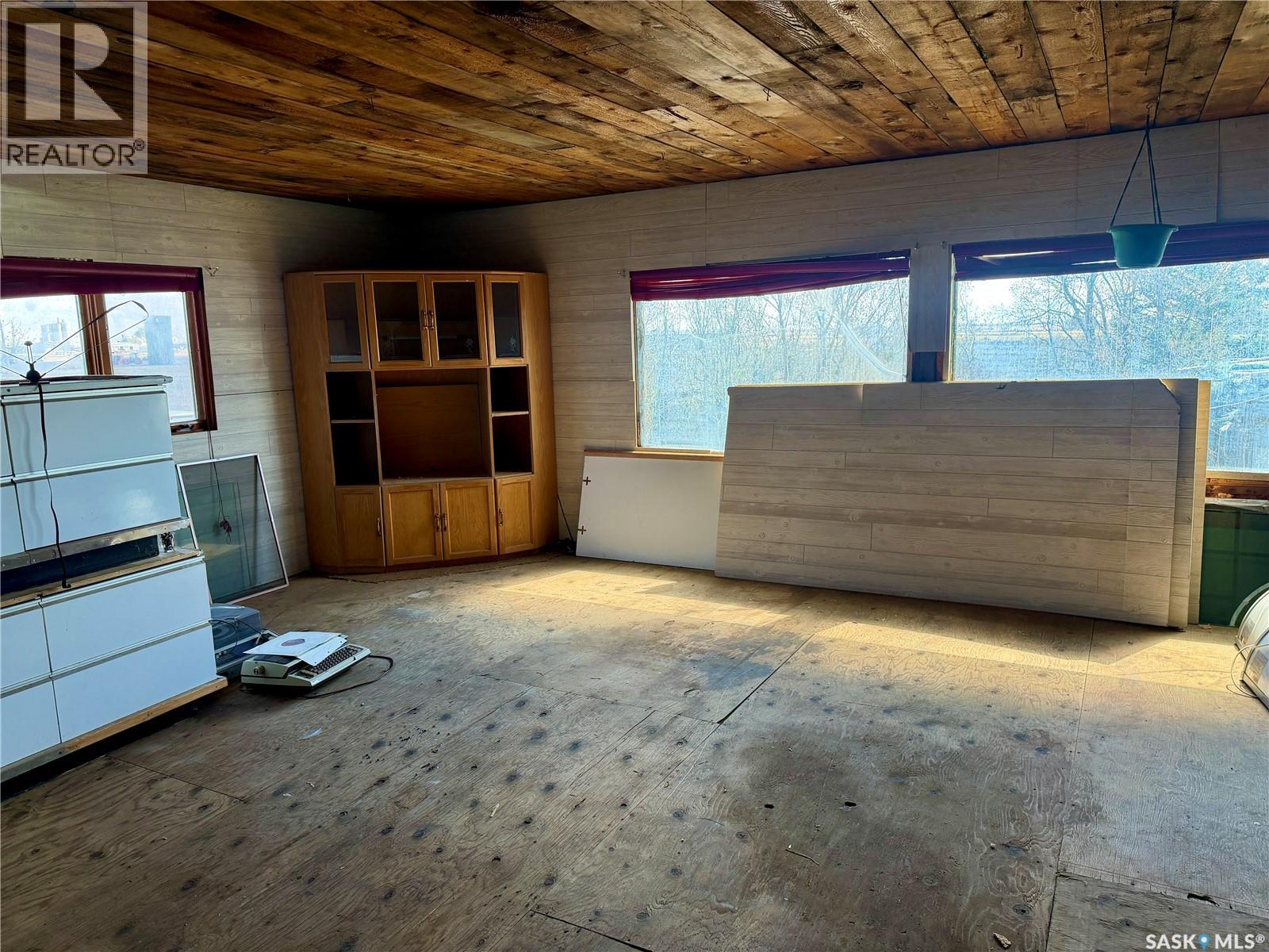Ahrends Acreage - 9