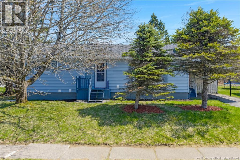892 Mollins Drive - 2