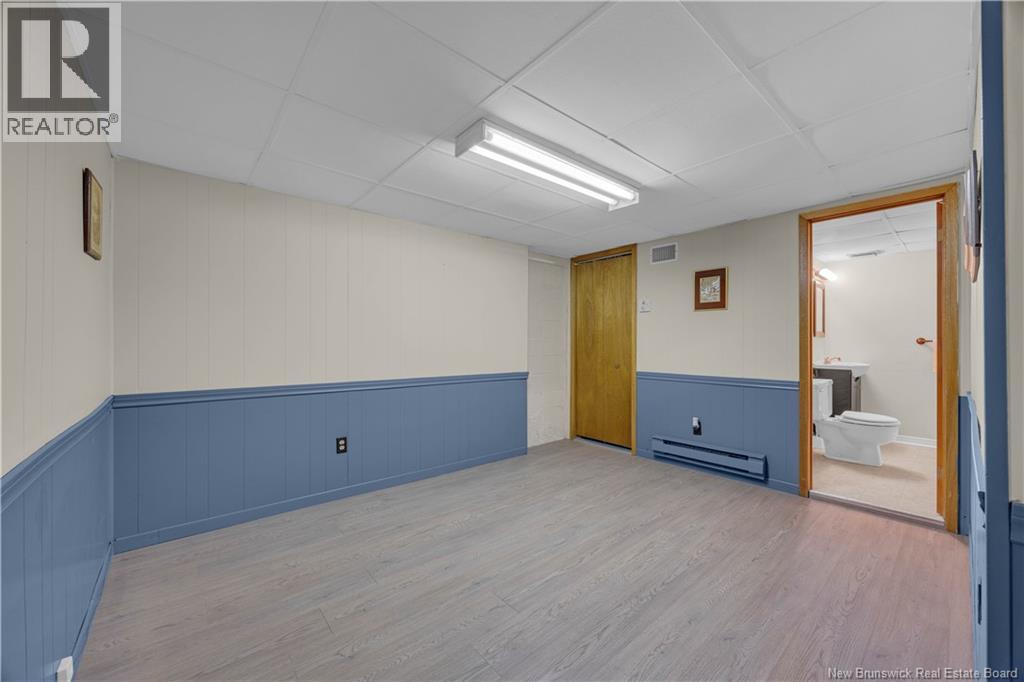 892 Mollins Drive - 27