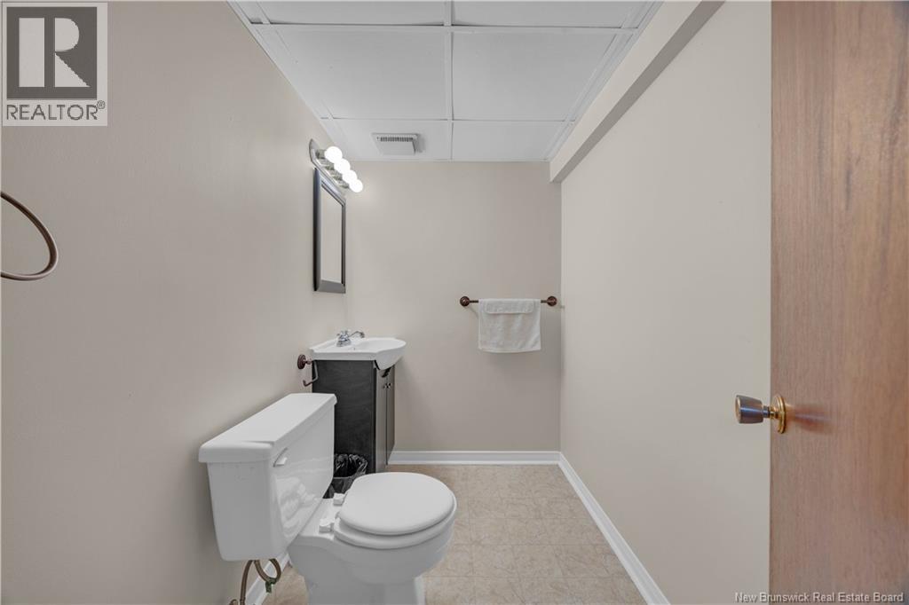 892 Mollins Drive - 28