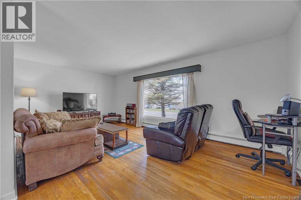 892 Mollins Drive - 5