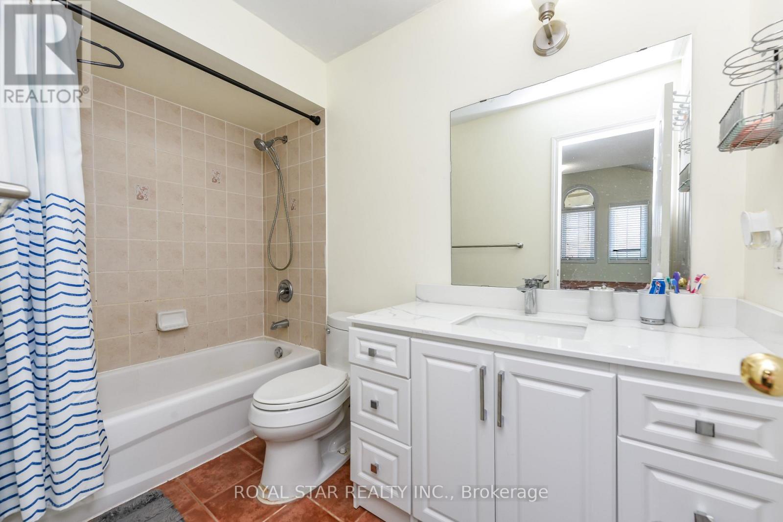 33 COPPERMILL DRIVE - 34