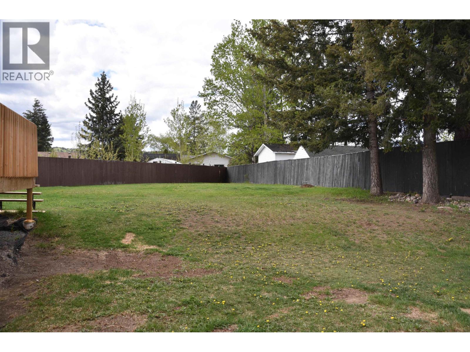 1450 FRASER CRESCENT - 26