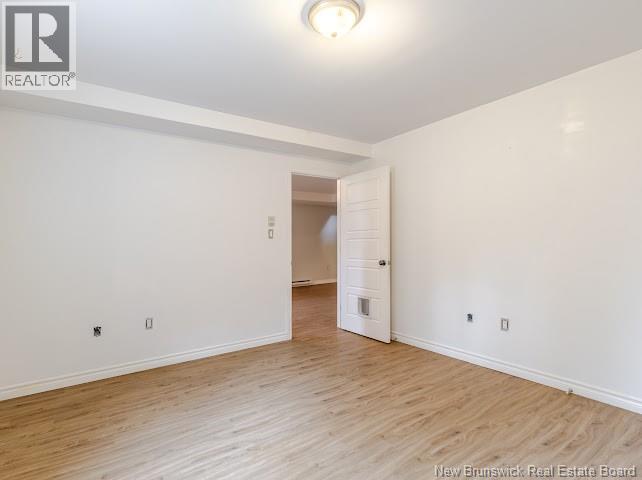 82 Alden Avenue - 32