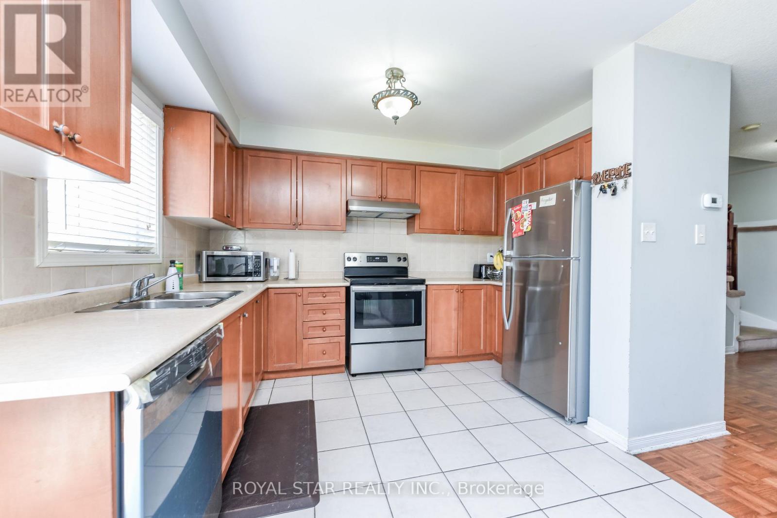 33 COPPERMILL DRIVE - 13
