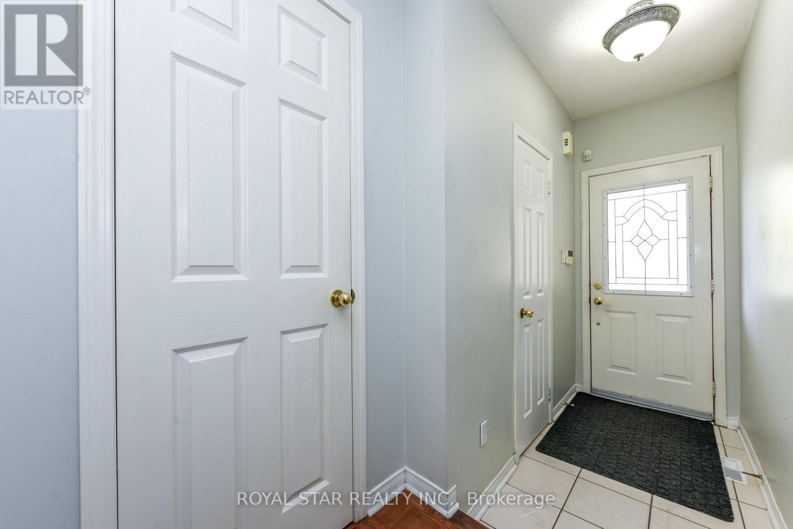 33 COPPERMILL DRIVE - 6