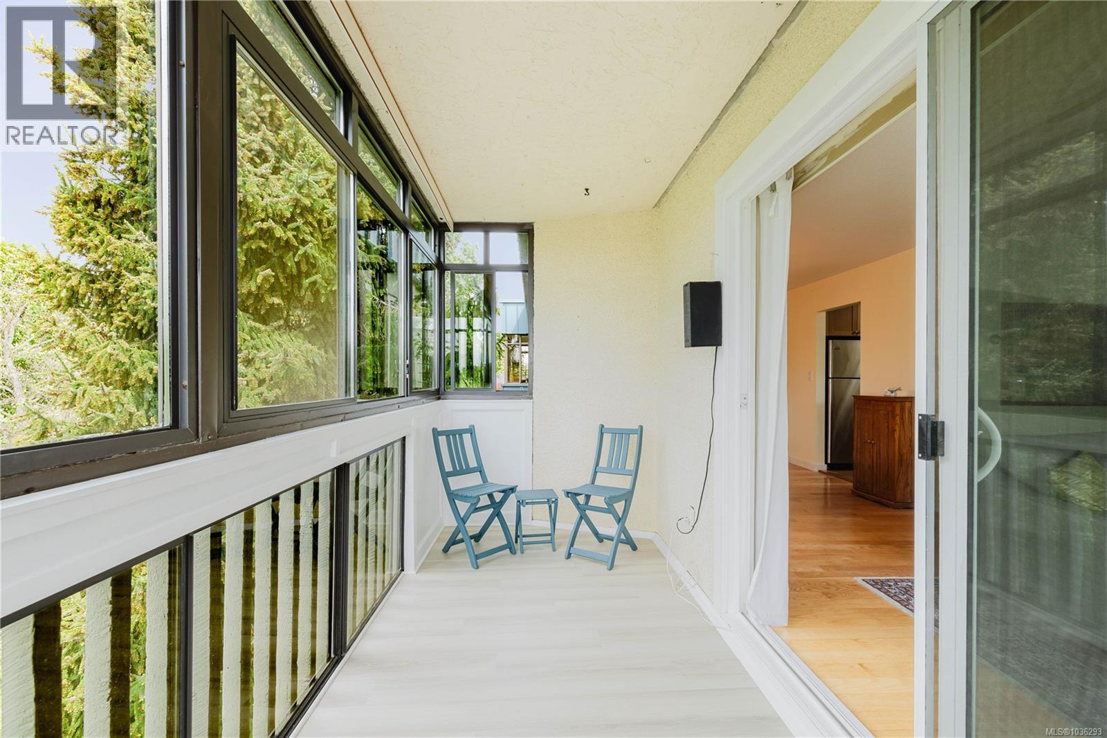 #403 1012 Collinson St - 19