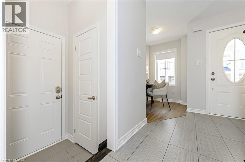 22 SPRING CREEK Drive Unit# 43, Waterdown, Ontario, L0R2H8 — Photo 34