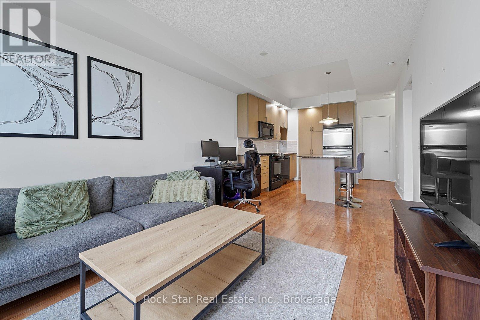 #706 181 WYNFORD DRIVE - 11