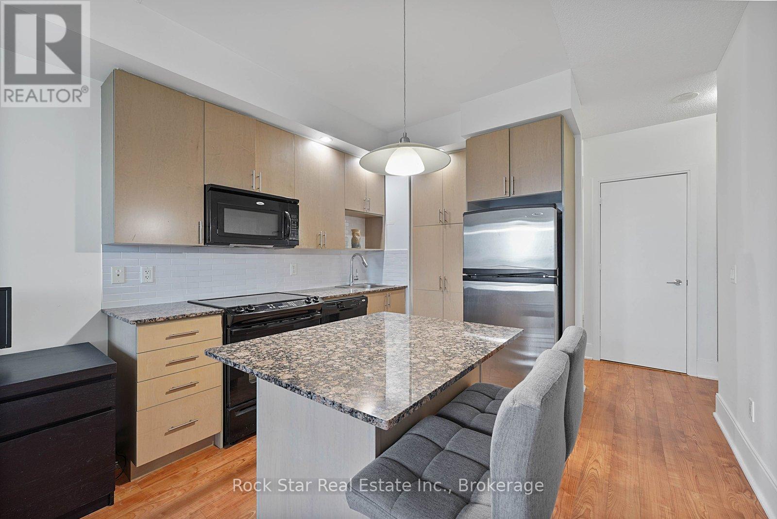 #706 181 WYNFORD DRIVE - 7