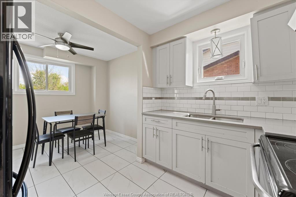 8020 MOLNAR, Windsor, Ontario, N8R2A5 — Photo 48