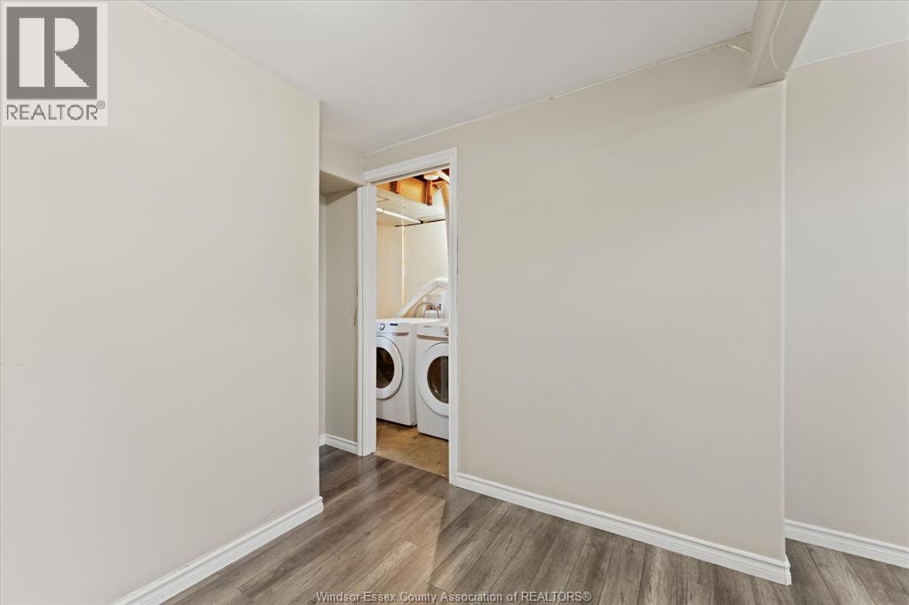 8020 MOLNAR, Windsor, Ontario, N8R2A5 — Photo 32