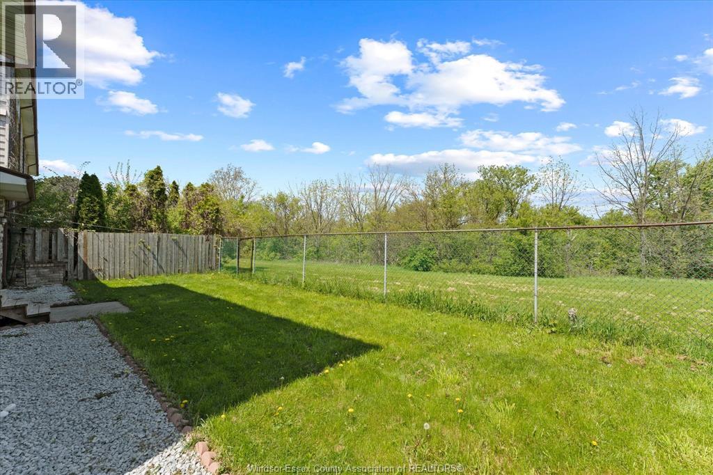 8020 MOLNAR, Windsor, Ontario, N8R2A5 — Photo 29