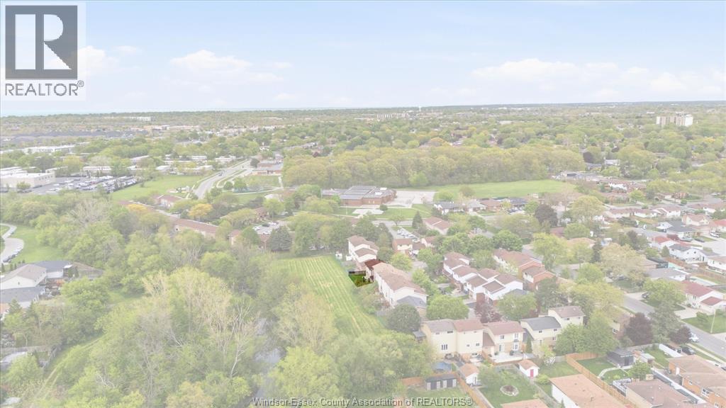 8020 MOLNAR, Windsor, Ontario, N8R2A5 — Photo 49