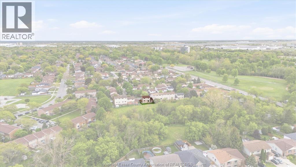 8020 MOLNAR, Windsor, Ontario, N8R2A5 — Photo 5