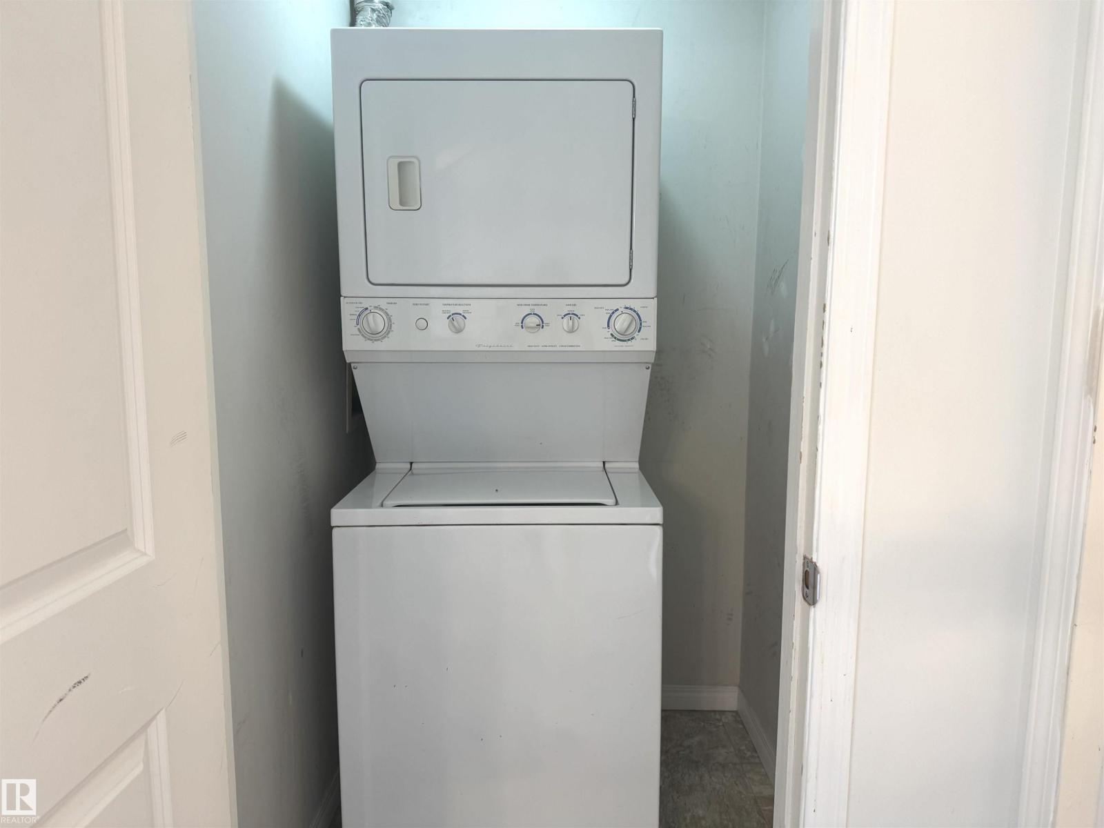 #210 11325 83 ST NW, Edmonton