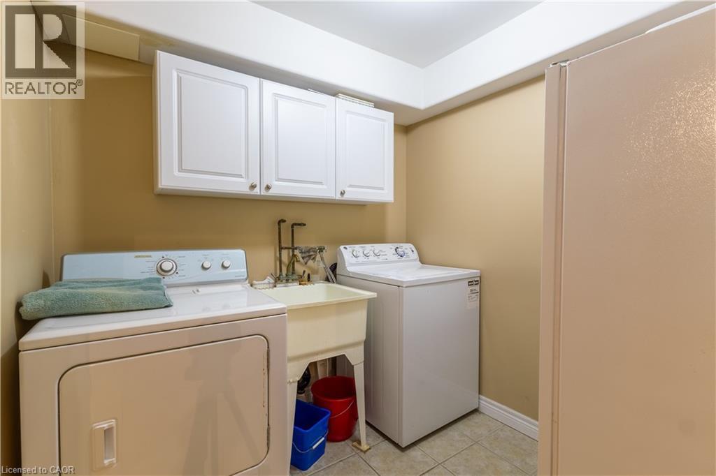 4066 MEDLAND Drive, Burlington, Ontario, L7M4Z6 — Photo 23