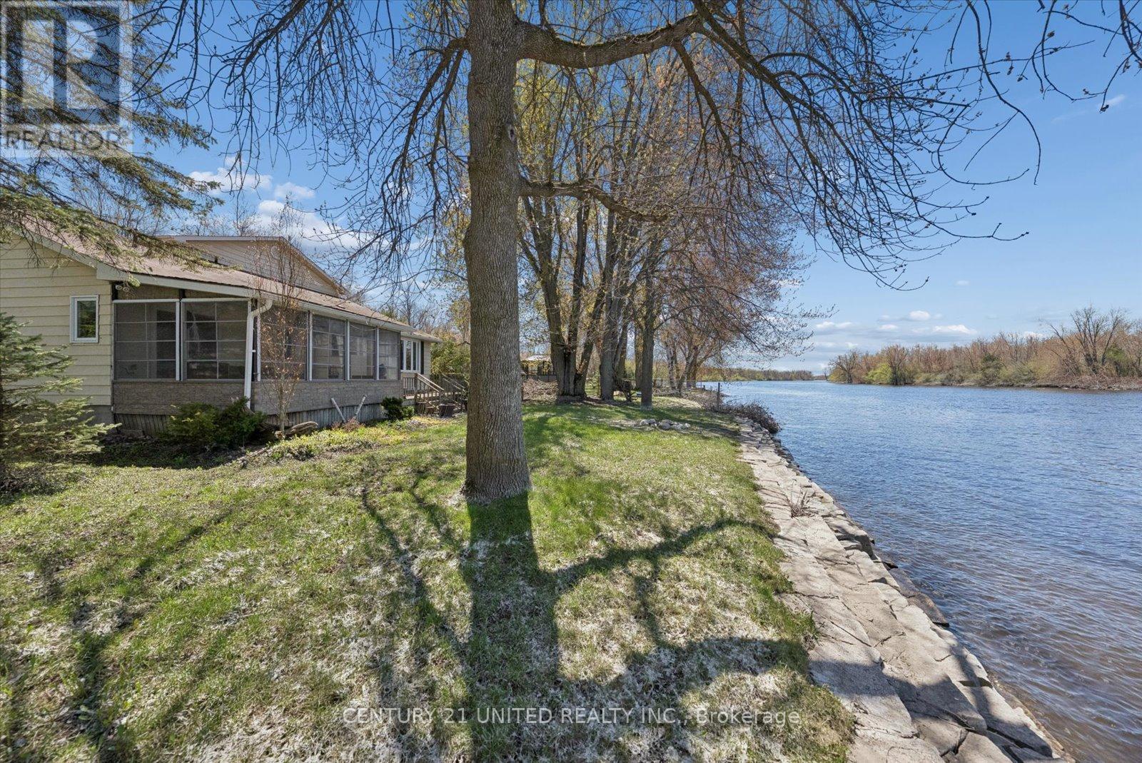 266 GREENWOOD ROAD - 35
