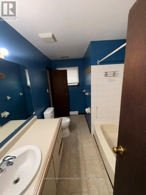 178 COLBORNE STREET W - 26