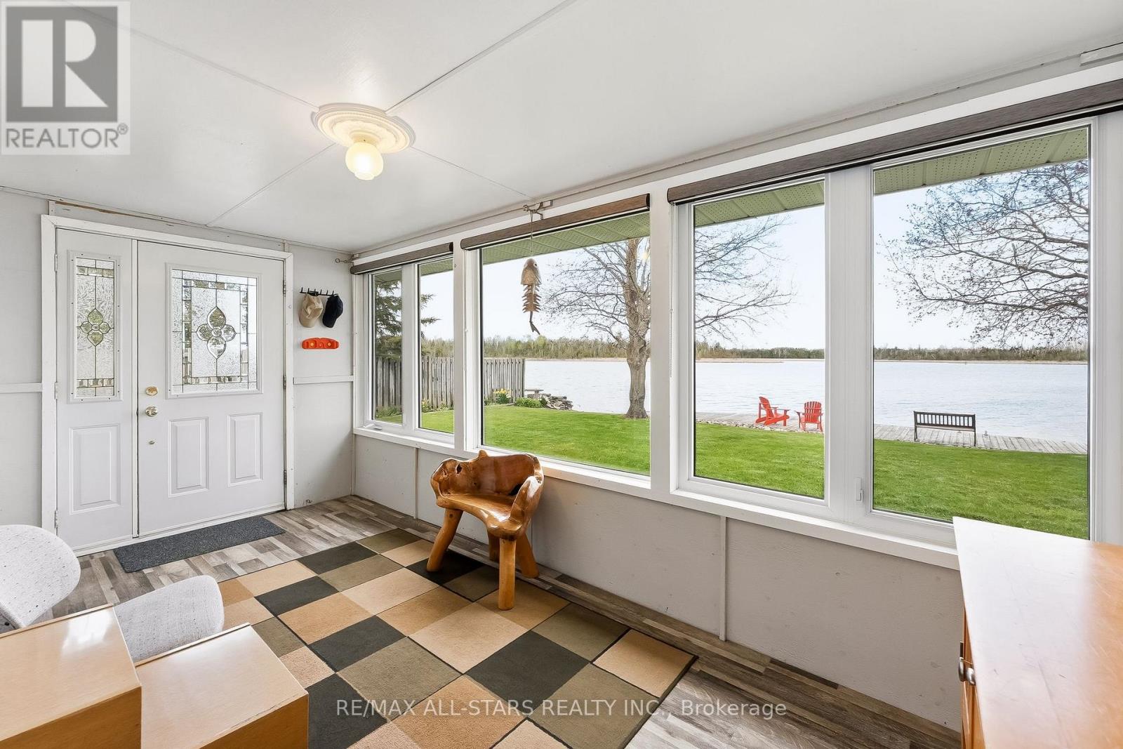 42 RIVERSIDE DRIVE - 16