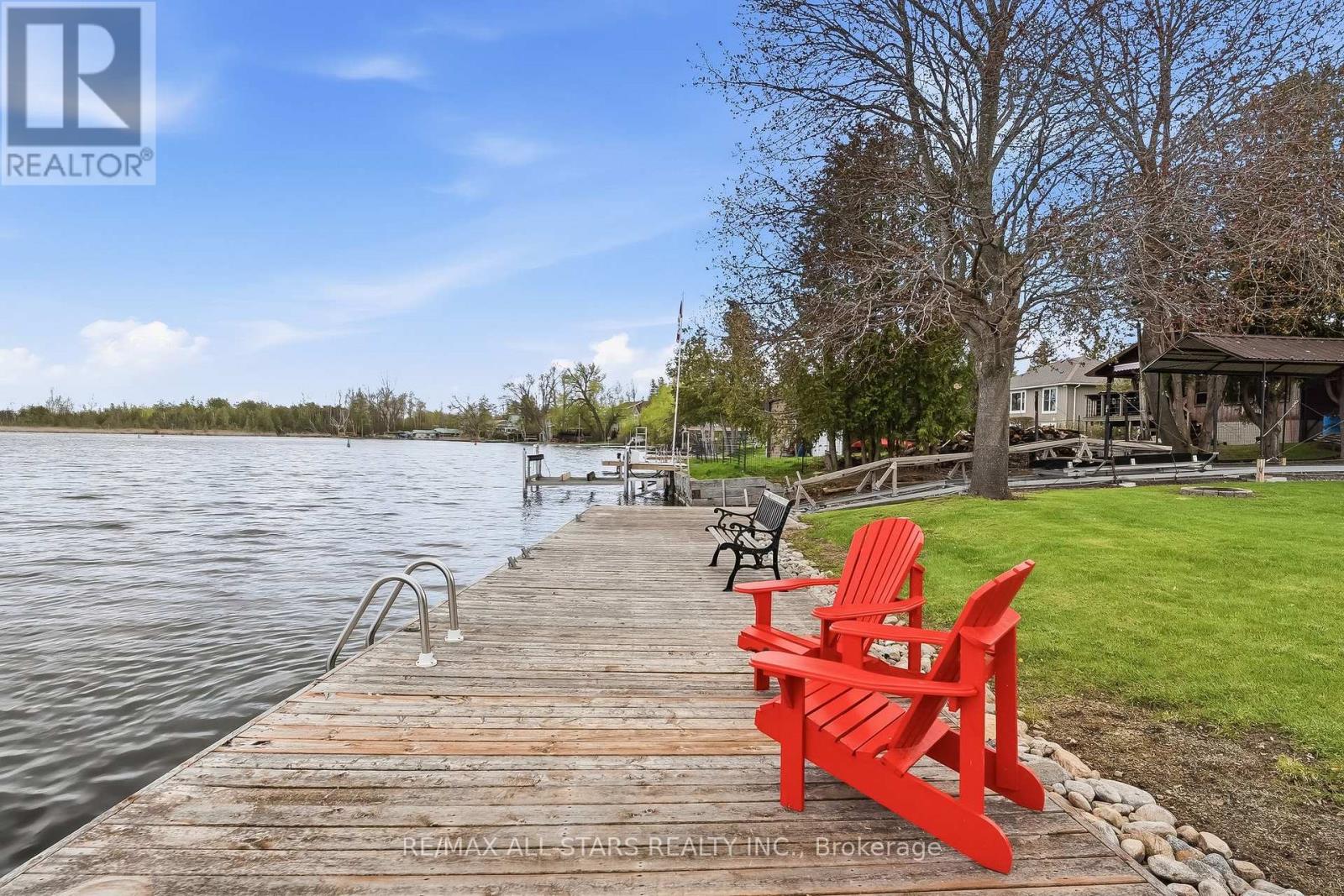 42 RIVERSIDE DRIVE - 36
