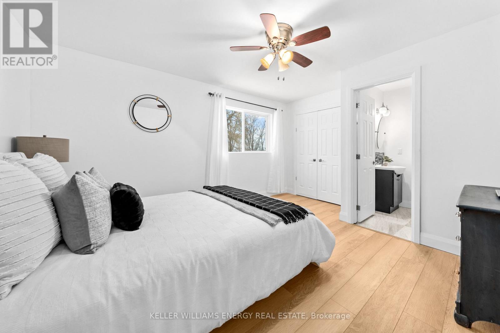 269 HILLSIDE DRIVE - 19
