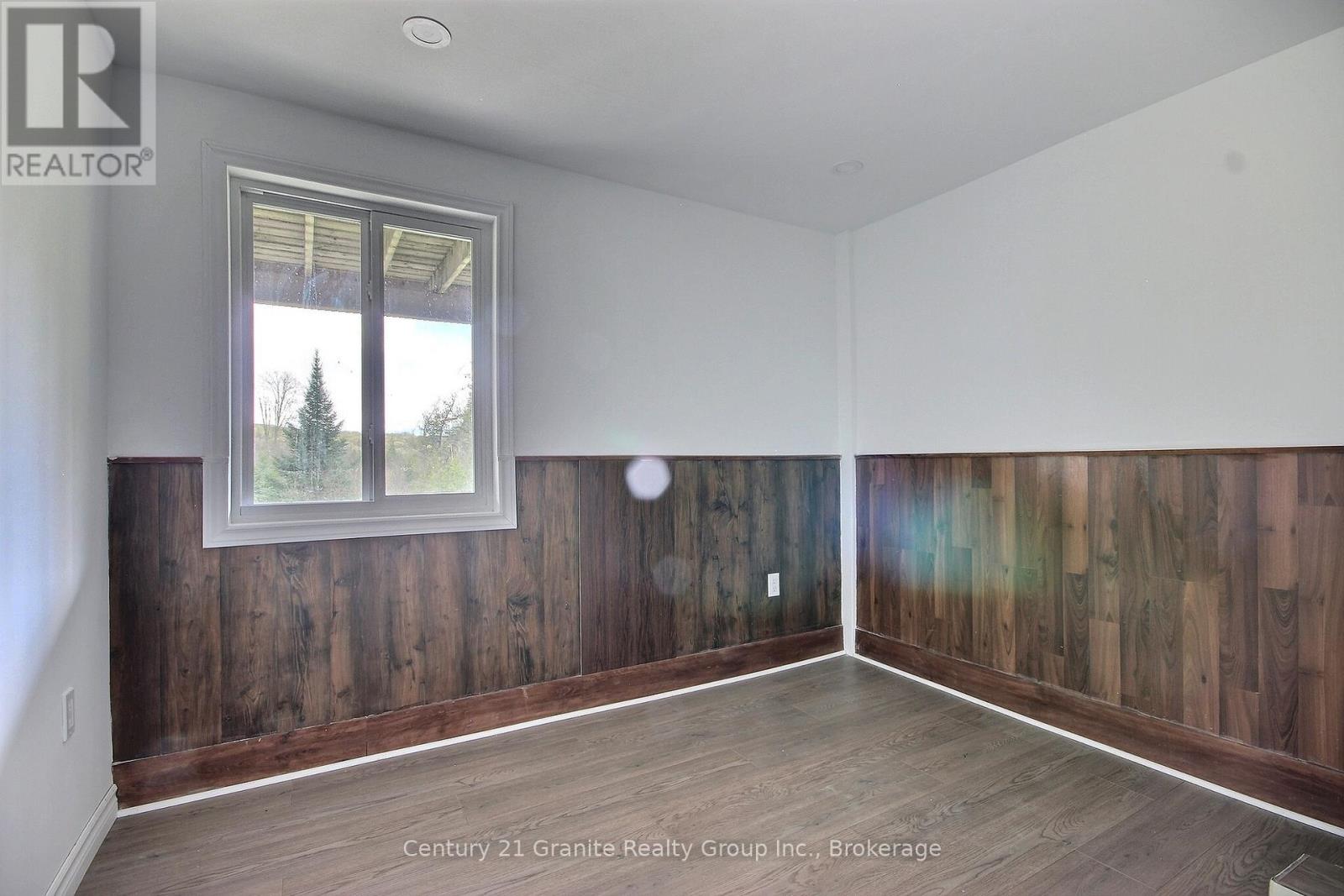 1037 ANDEK TRAIL - 10