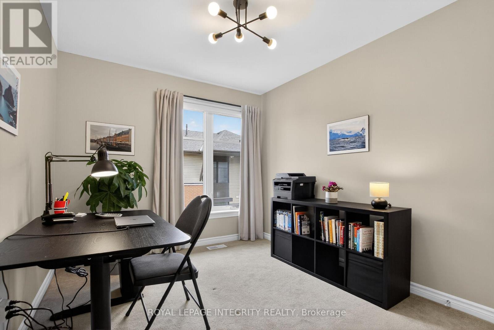 608 CHAPERAL PRIVATE - 32