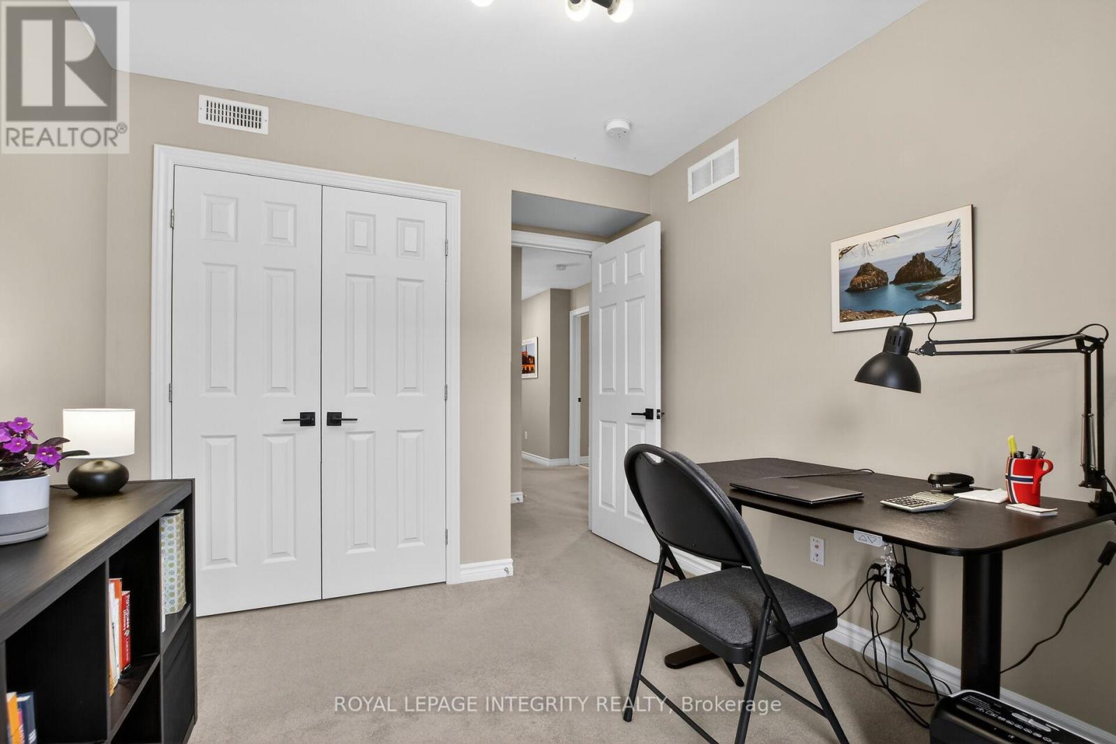 608 CHAPERAL PRIVATE - 33
