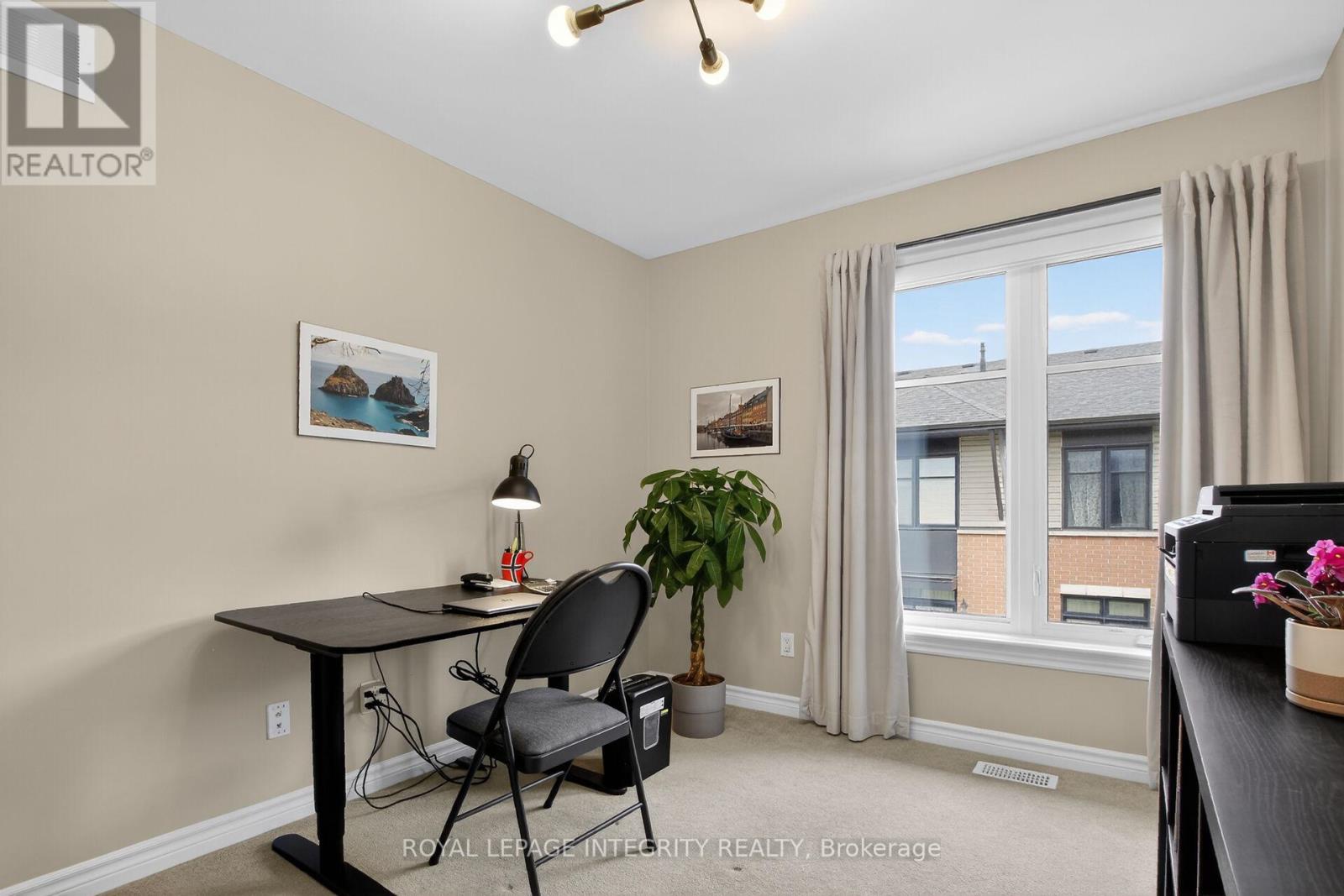 608 CHAPERAL PRIVATE - 34